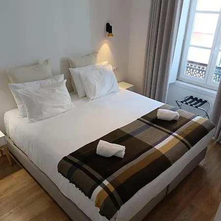 Correio Velho 4* Lisbon